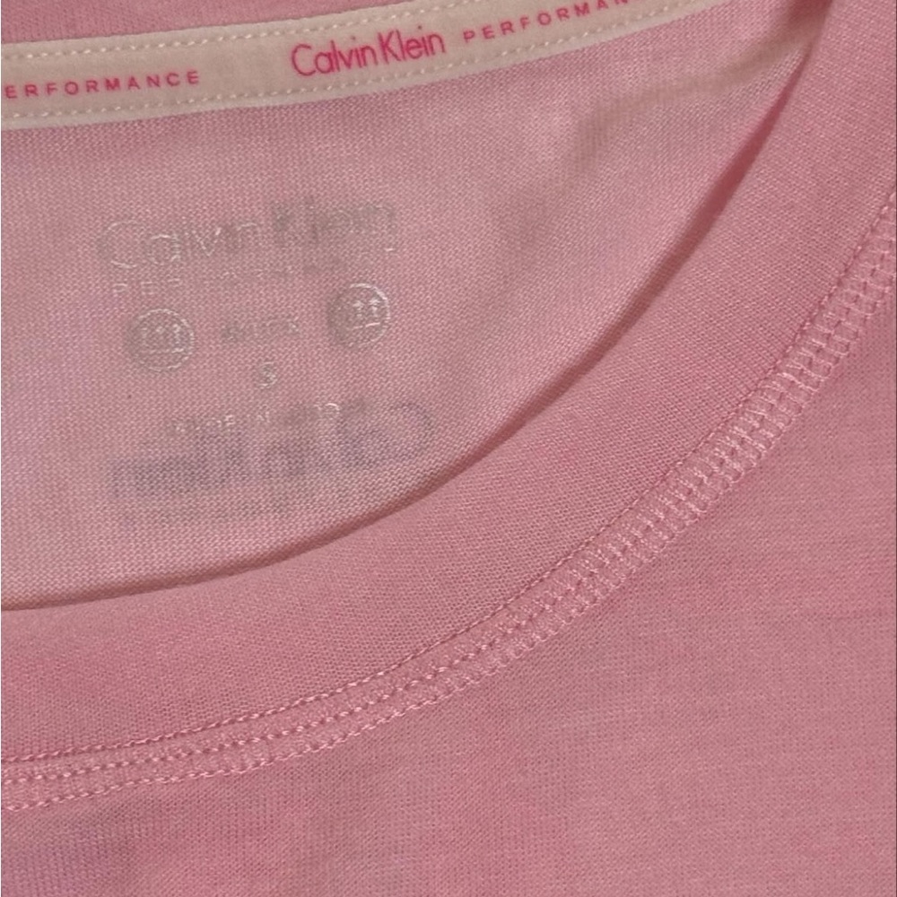Calvin Klein Performance Workout Top - Picture 2 of 3